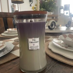 Woodwick Trilogy Layered candle